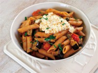 Πένες µε µελιτζάνες και αντσούγιες